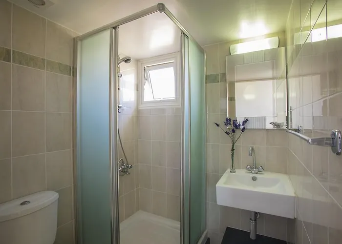 Larnaca Sunshore Beachfront * Voroklini