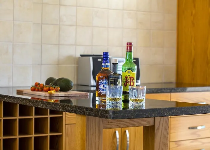 Larnaca Sunshore Beachfront * Voroklini