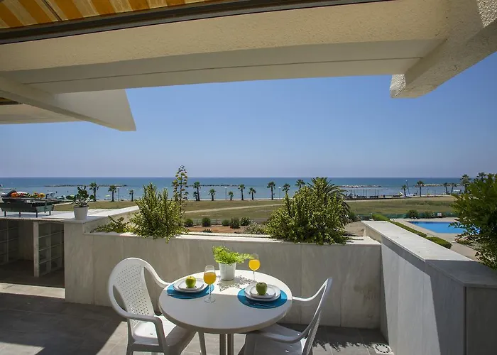 Apartmán Larnaca Sunshore Beachfront *