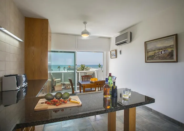 Apartmán Larnaca Sunshore Beachfront