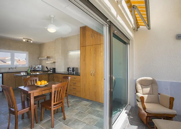 Larnaca Sunshore Beachfront *