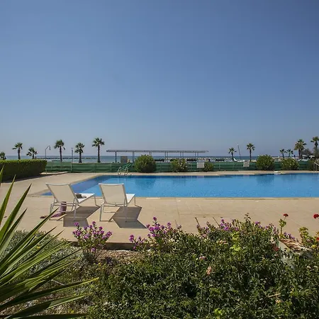 Apartament Larnaca Sunshore Beachfront