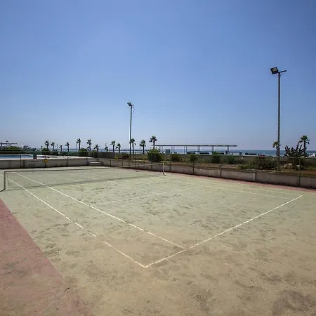 Apartament Larnaca Sunshore Beachfront Oroklini