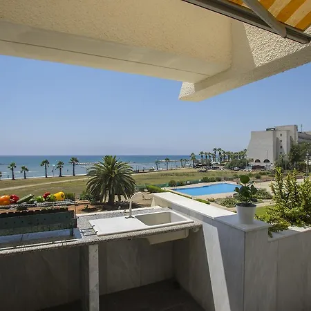 Larnaca Sunshore Beachfront * Oroklini
