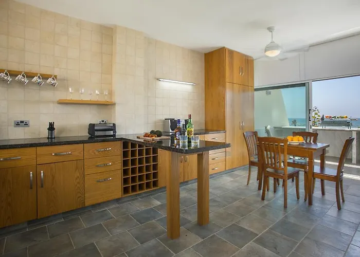 Larnaca Sunshore Beachfront *